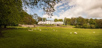 The Manor Hotel