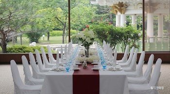 Commodore Hotel Gyeongju