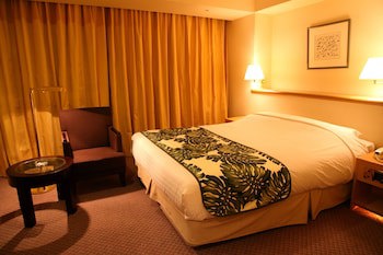 Breezbay Hotel Resort And Spa