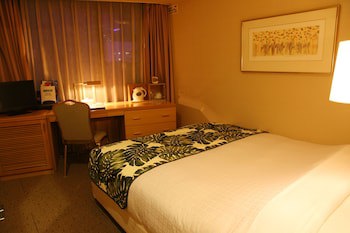 Breezbay Hotel Resort And Spa