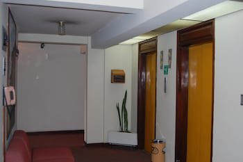 Cesars Plaza Hotel