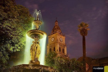 Cesars Plaza Hotel
