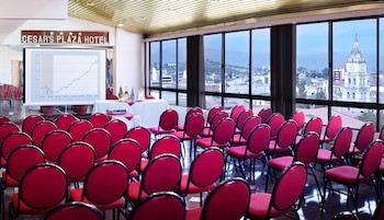 Cesars Plaza Hotel