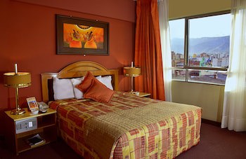 Cesars Plaza Hotel