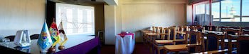 Cesars Plaza Hotel