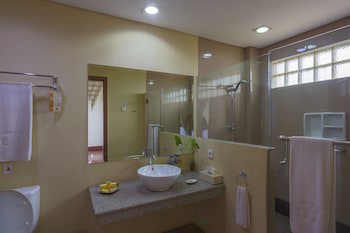 The Jayakarta Suite Komodo Flores