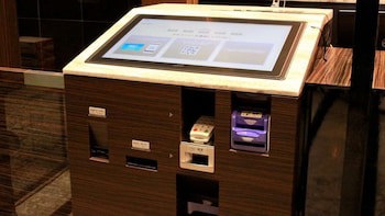 Apa Hotel Midosuji Hommachi Ekimae