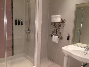 Orsett Hall Hotel