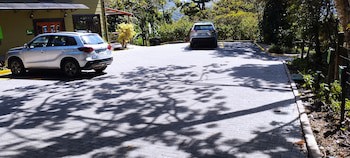 Cala Lodge