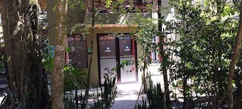 Cala Lodge