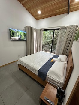 Cala Lodge