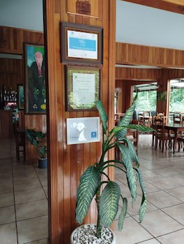 Cala Lodge