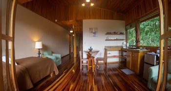 Cala Lodge