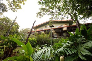 Cala Lodge
