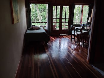 Cala Lodge