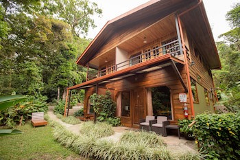 Cala Lodge