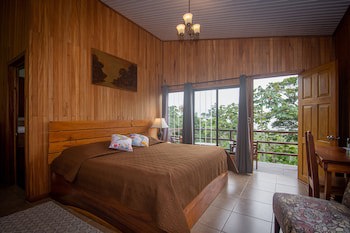 Cala Lodge