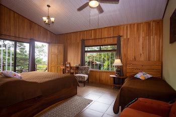 Cala Lodge