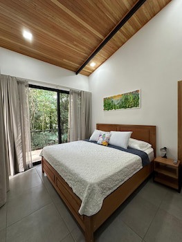 Cala Lodge