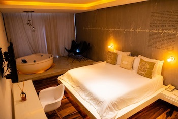 Be Playa Hotel Boutique & Rooftop Bar