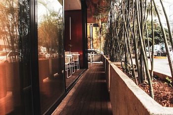Be Playa Hotel Boutique & Rooftop Bar