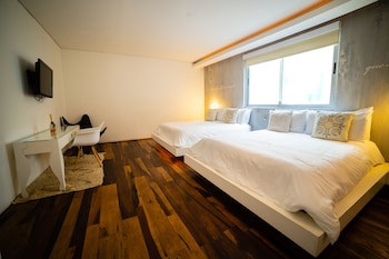 Be Playa Hotel Boutique & Rooftop Bar