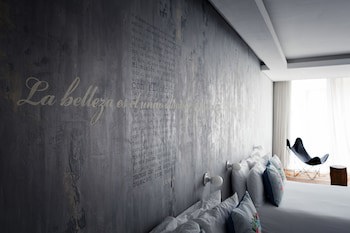 Be Playa Hotel Boutique & Rooftop Bar