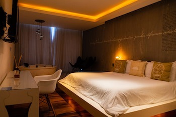 Be Playa Hotel Boutique & Rooftop Bar