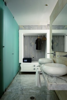 Be Playa Hotel Boutique & Rooftop Bar