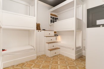 Casa Gracia Barcelona - Hostel