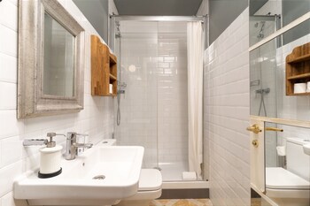 Casa Gracia Barcelona - Hostel