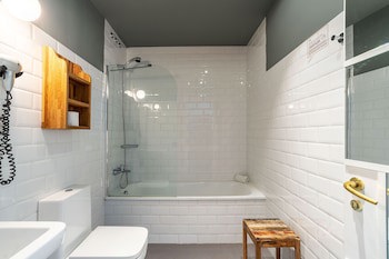 Casa Gracia Barcelona - Hostel