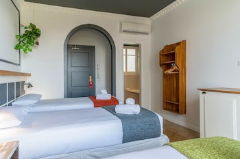 Casa Gracia Barcelona - Hostel