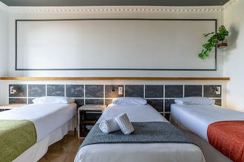 Casa Gracia Barcelona - Hostel