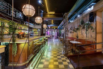 Casa Gracia Barcelona - Hostel