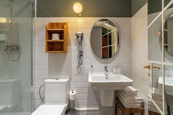 Casa Gracia Barcelona - Hostel