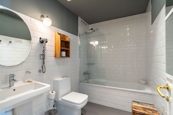Casa Gracia Barcelona - Hostel