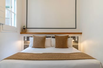 Casa Gracia Barcelona - Hostel