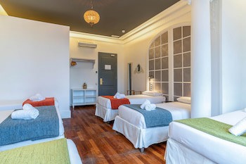 Casa Gracia Barcelona - Hostel