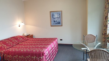 97 Motel Moray