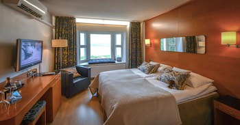 Hotel Aateli Lakeside