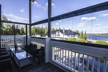 Hotel Aateli Lakeside