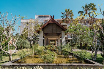 Bintang Flores Hotel