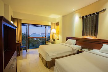 Bintang Flores Hotel
