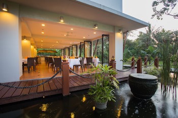 Bintang Flores Hotel