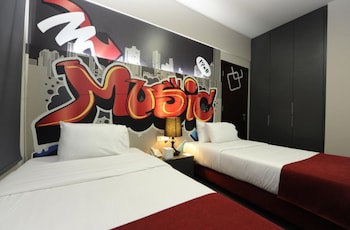 35 Rooms