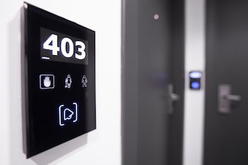 35 Rooms