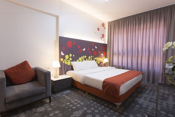 35 Rooms