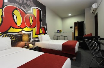 35 Rooms