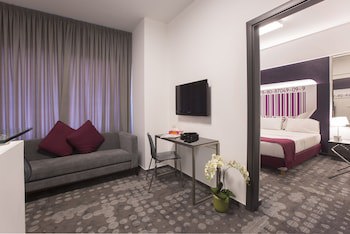 35 Rooms